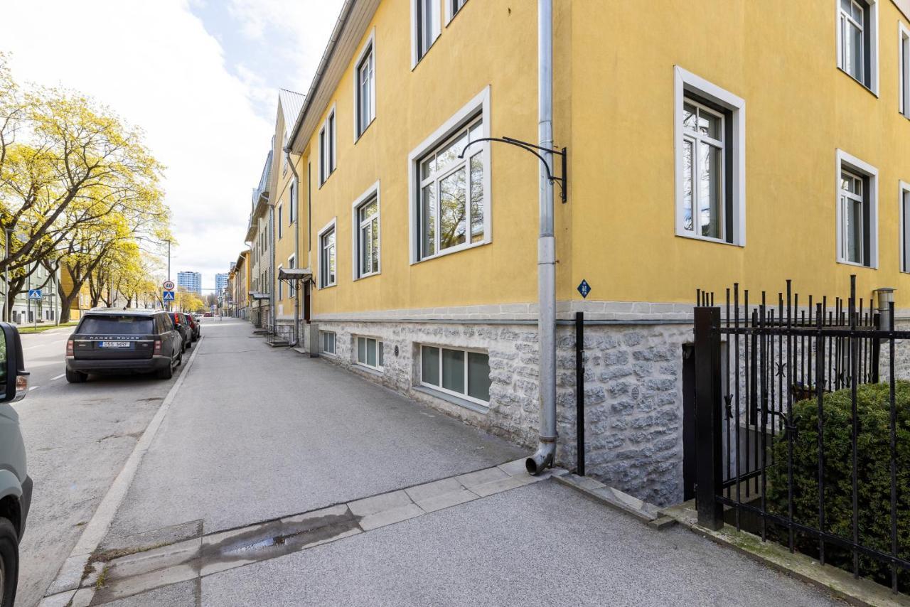 Sirena Apartment - Self Check-In And Free Parking Reval Esterno foto