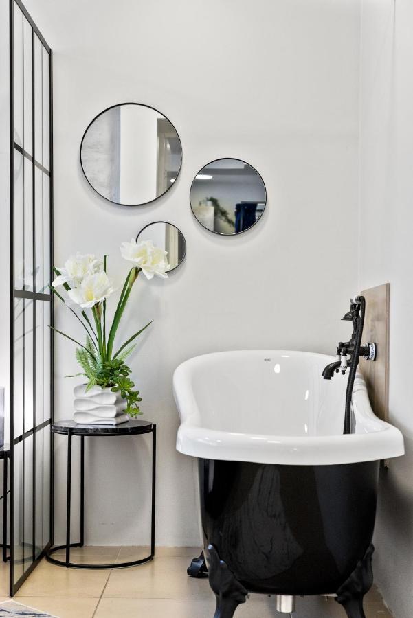 Sirena Apartment - Self Check-In And Free Parking Reval Esterno foto
